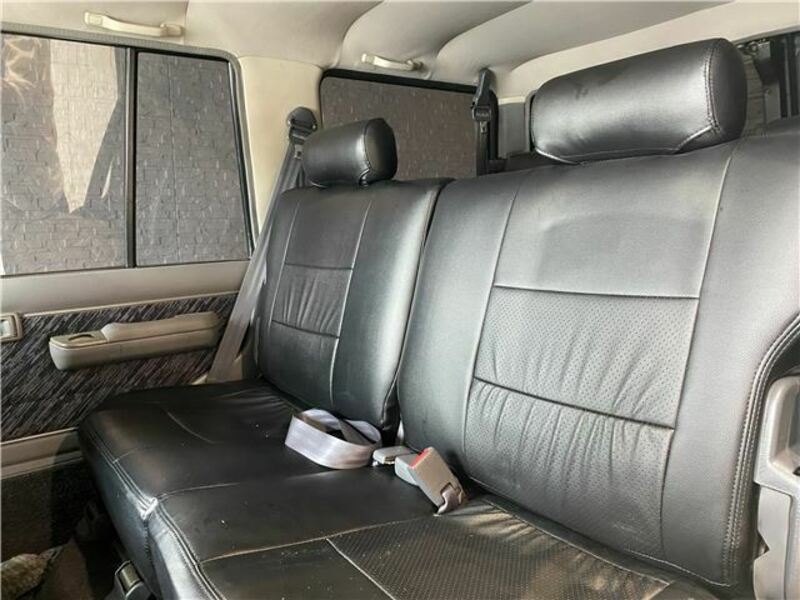 LAND CRUISER PRADO-27