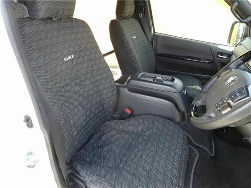HIACE-4