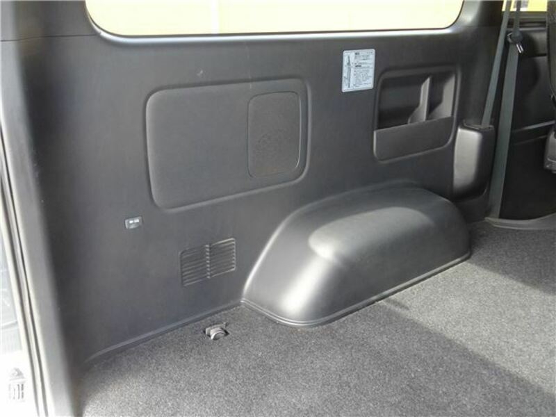 HIACE-15
