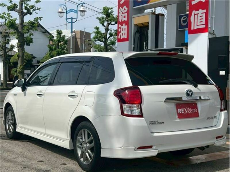 COROLLA FIELDER-9