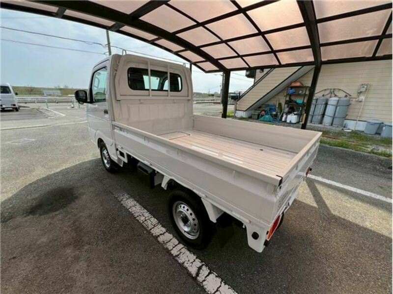 CLIPPER TRUCK