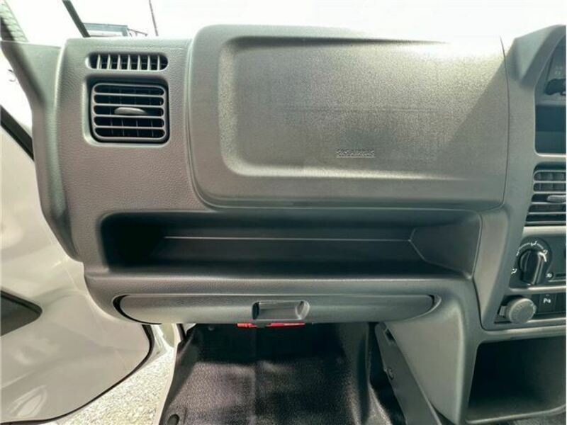 CLIPPER TRUCK