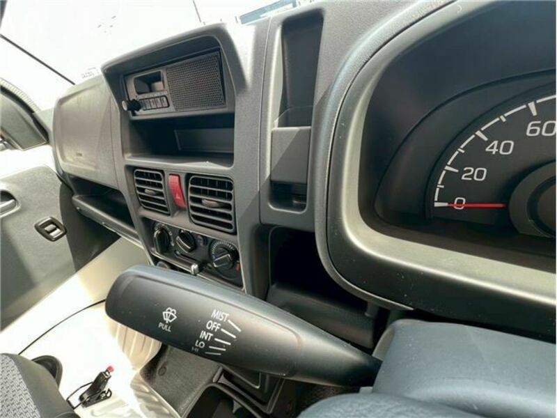 CLIPPER TRUCK