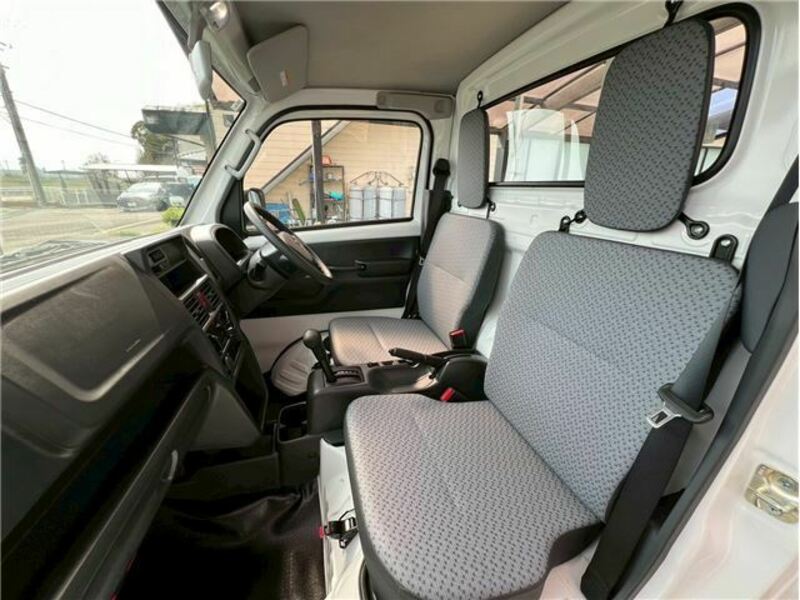 CLIPPER TRUCK
