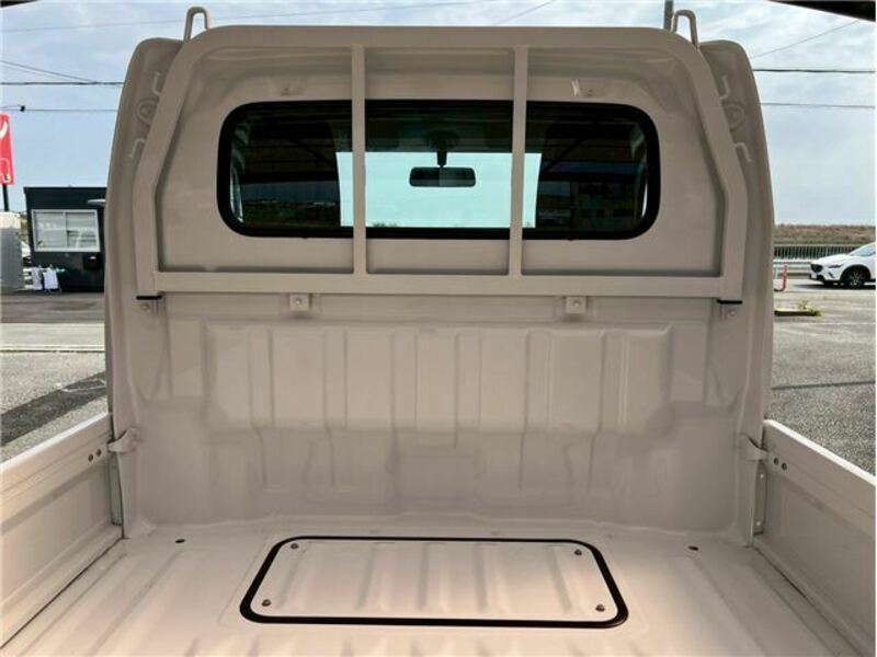 CLIPPER TRUCK