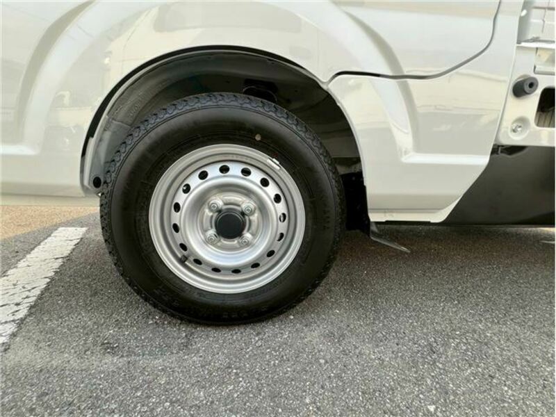 CLIPPER TRUCK