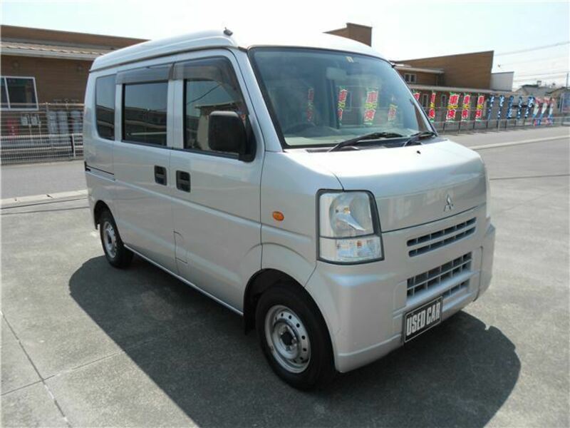 MINICAB VAN