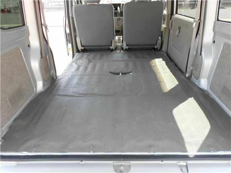 MINICAB VAN