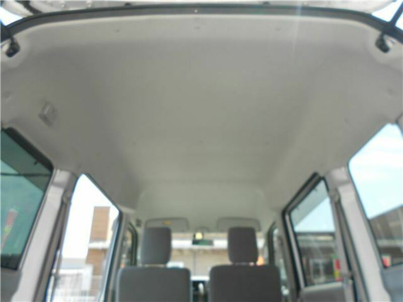 MINICAB VAN