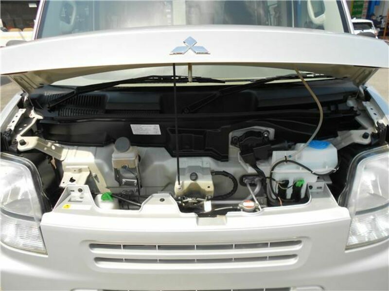 MINICAB VAN