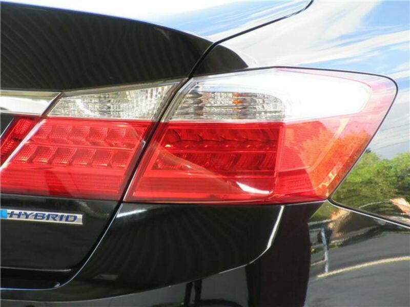 ACCORD HYBRID-8