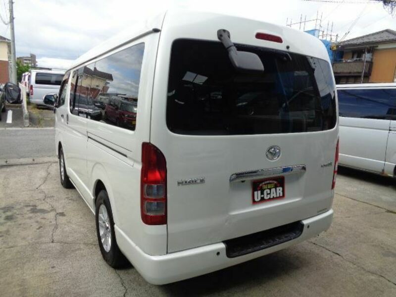 HIACE VAN