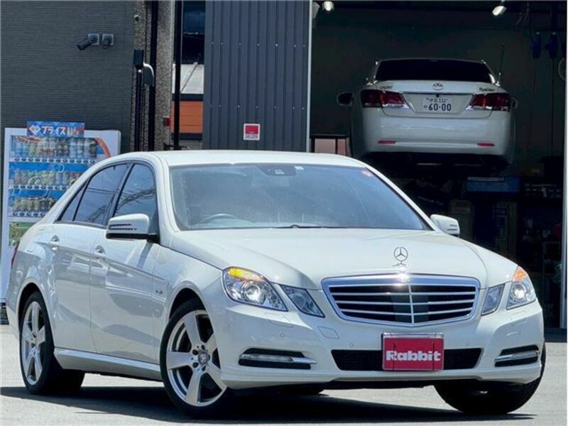 MERCEDES-BENZ E-CLASS