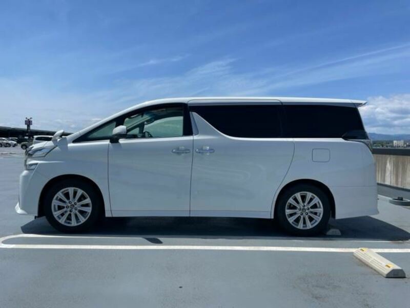 VELLFIRE-33