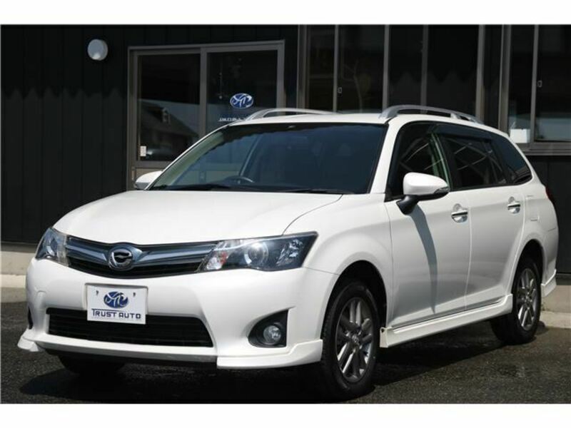 COROLLA FIELDER