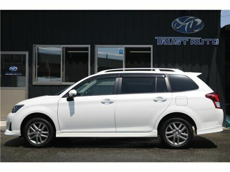 COROLLA FIELDER-12