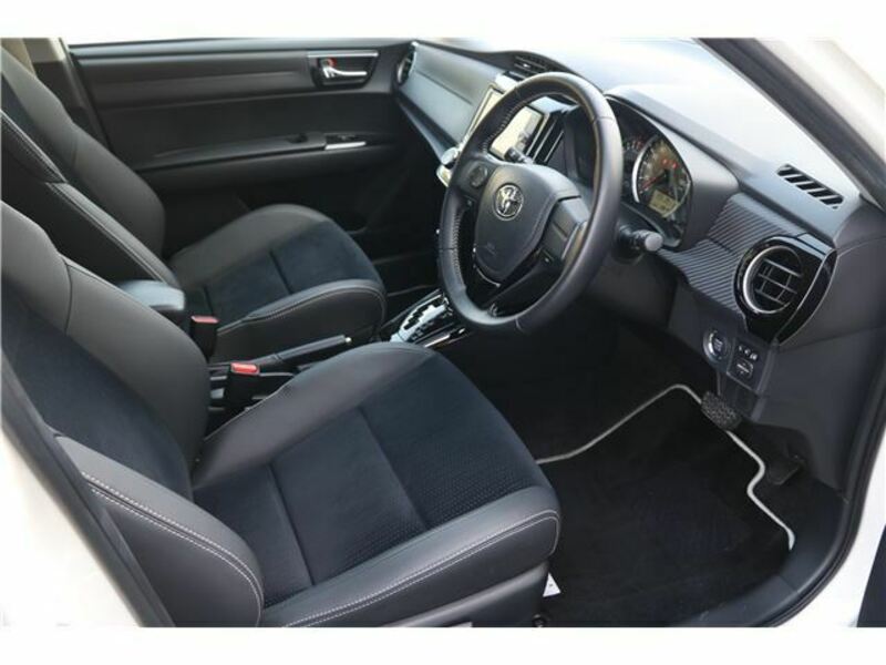 COROLLA FIELDER-33