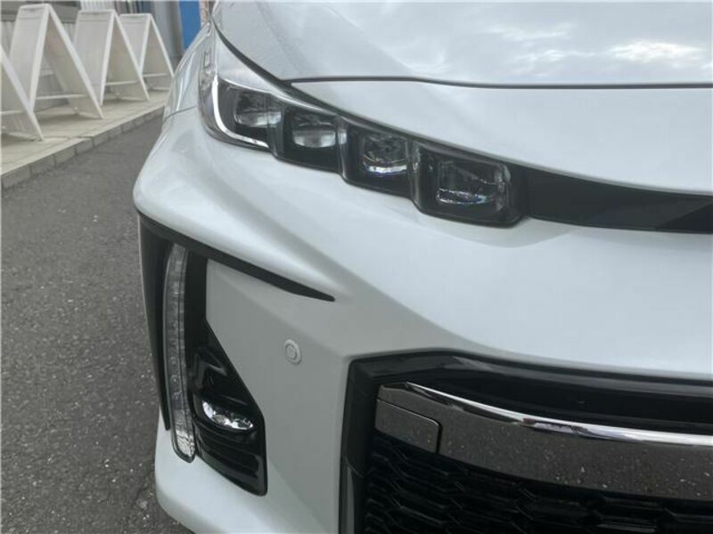 PRIUS PHV-3