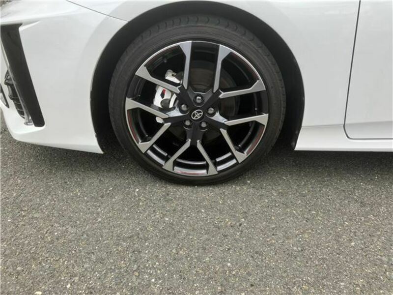 PRIUS PHV-10