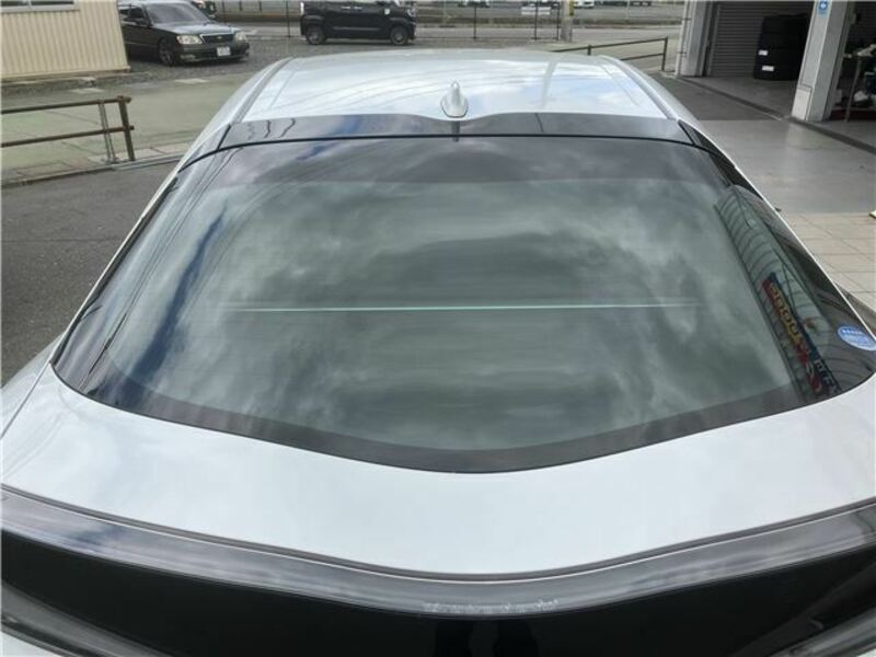 PRIUS PHV-12