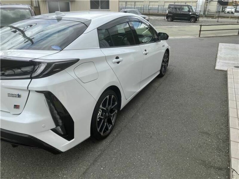 PRIUS PHV-14