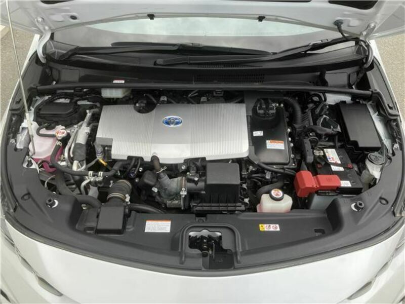PRIUS PHV-16