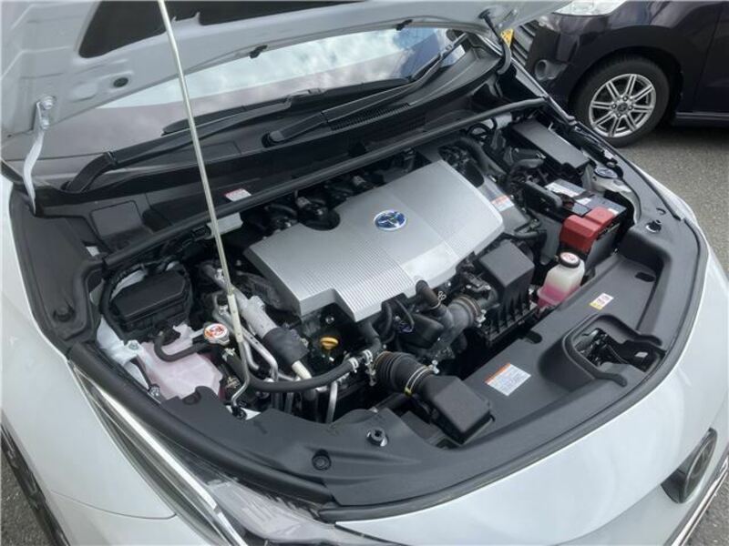 PRIUS PHV-17