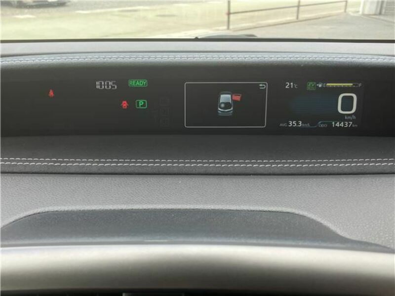 PRIUS PHV-29