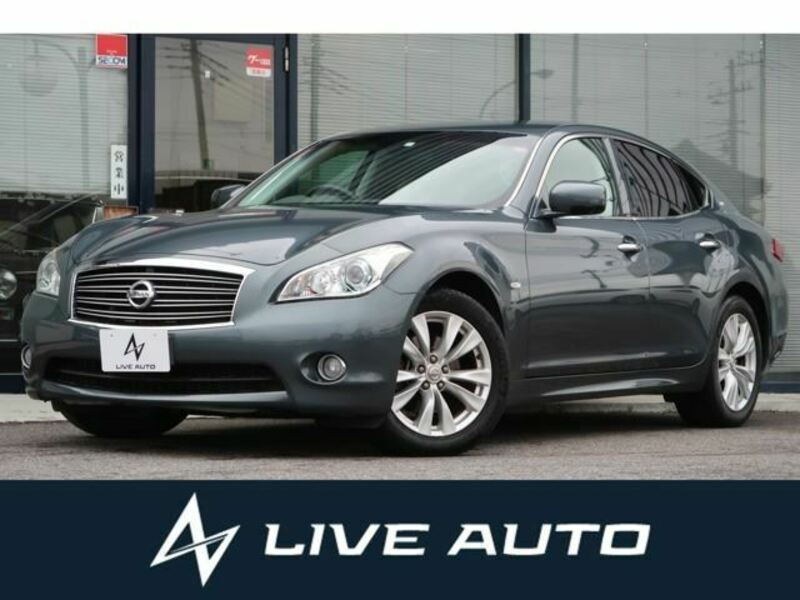 NISSAN FUGA