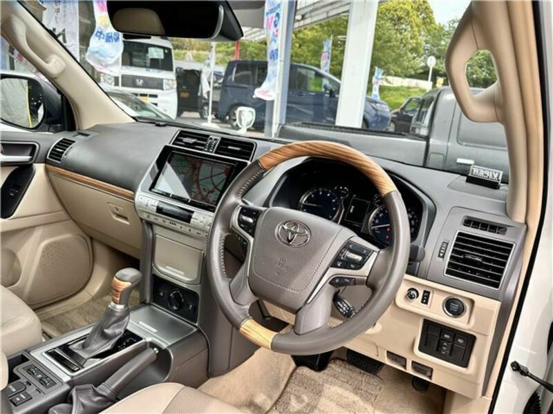 LAND CRUISER PRADO