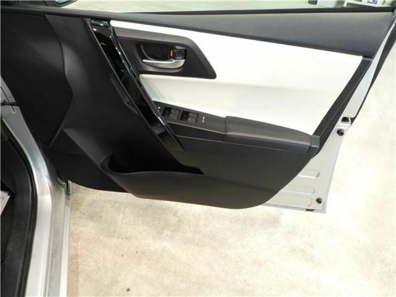 AURIS