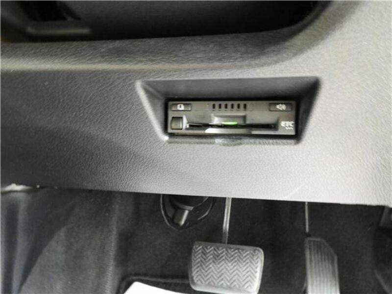 AURIS