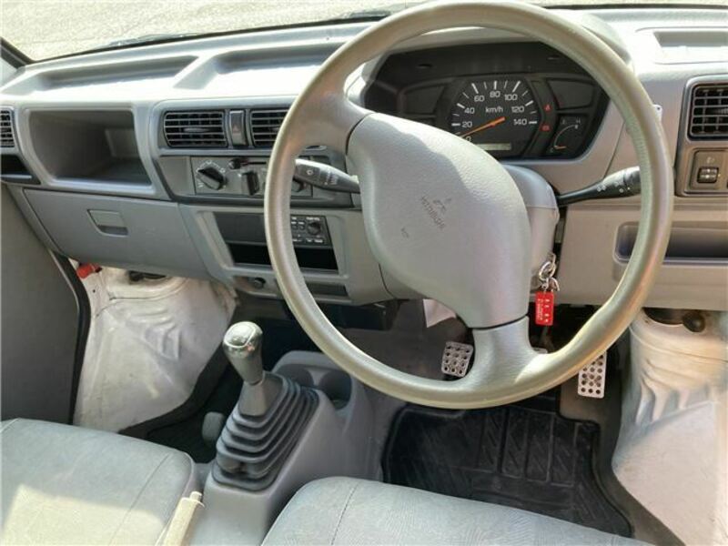 MINICAB TRUCK