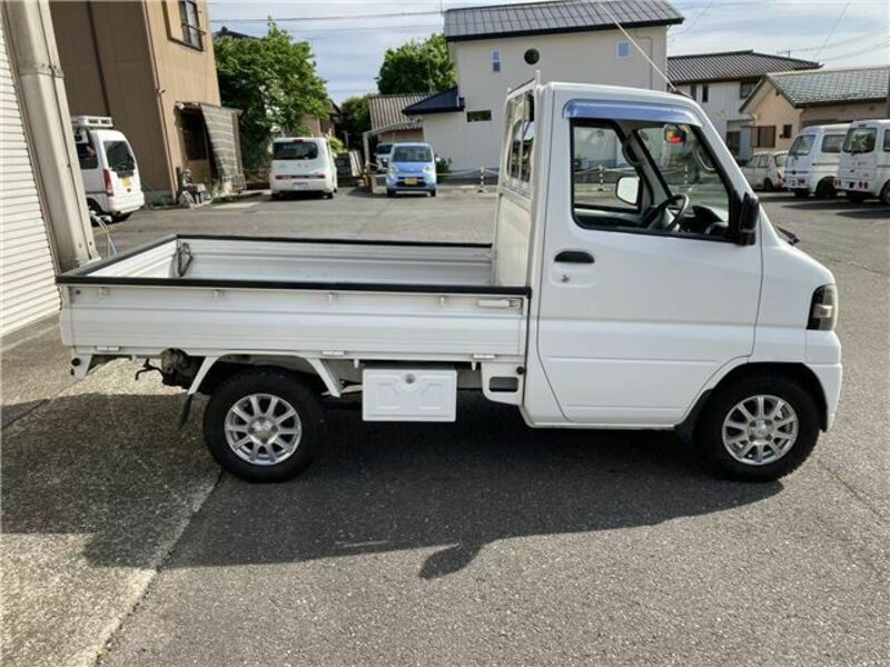 MINICAB TRUCK