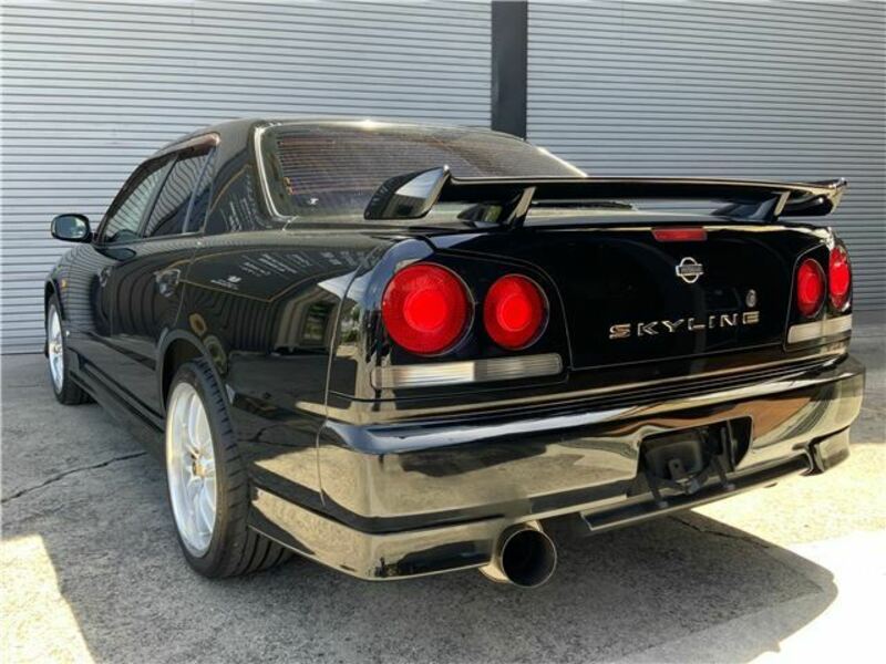 SKYLINE-2