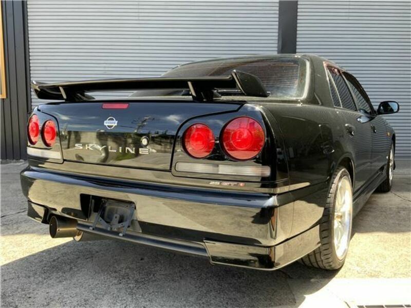 SKYLINE-4