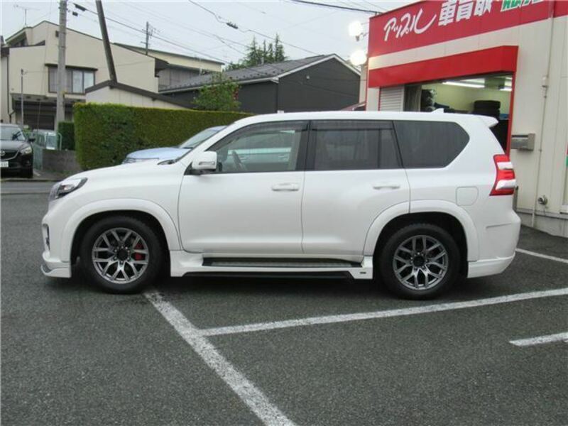 LAND CRUISER PRADO-8