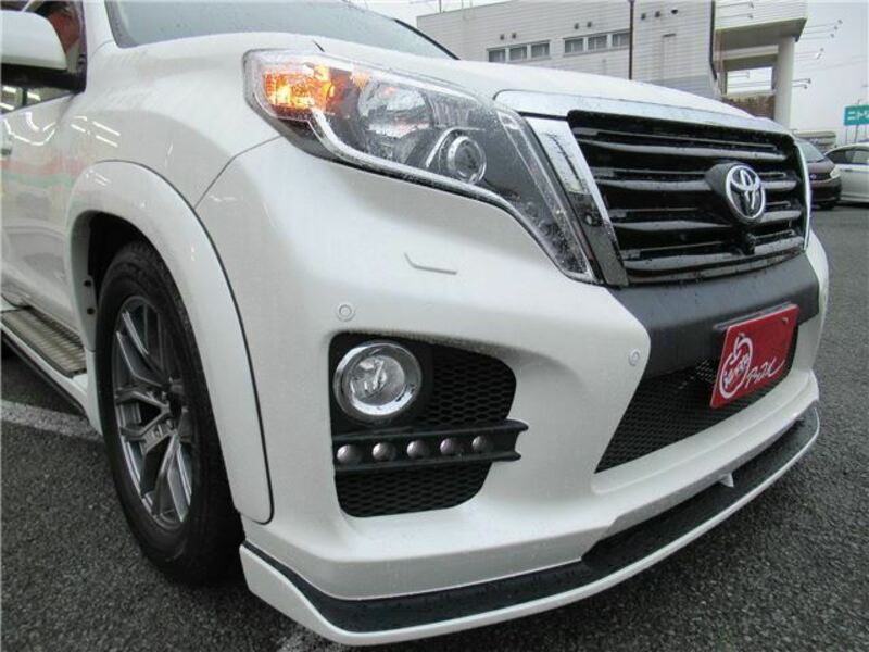 LAND CRUISER PRADO-9