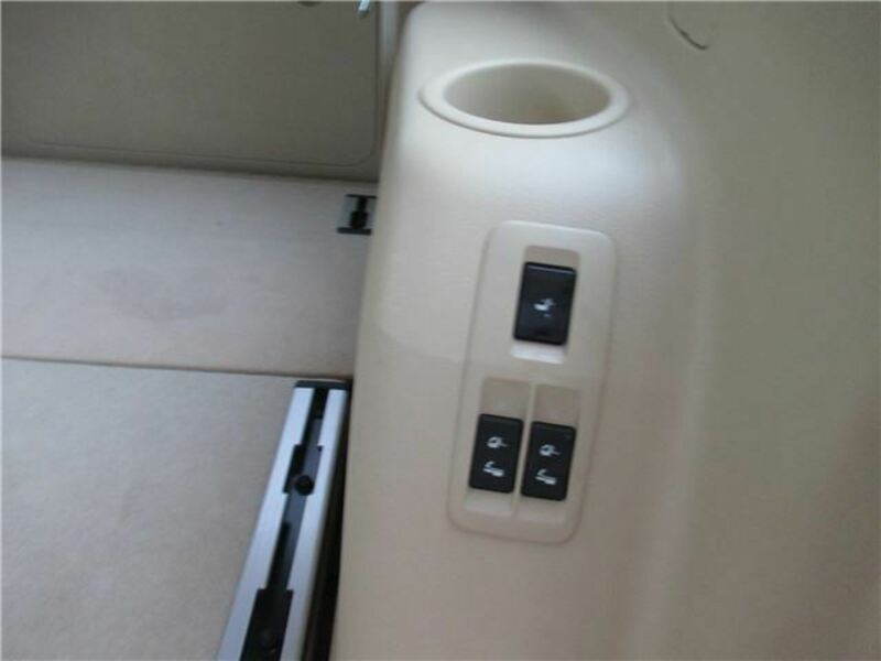 LAND CRUISER PRADO-43