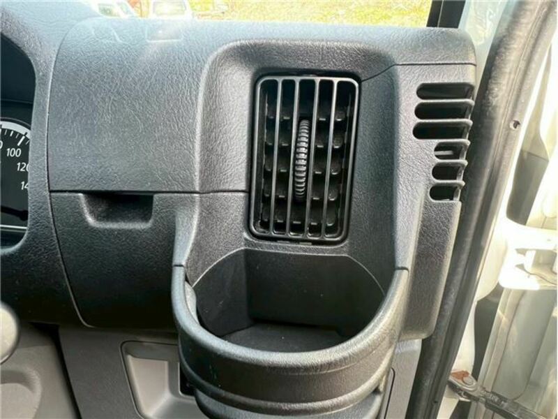 MINICAB TRUCK