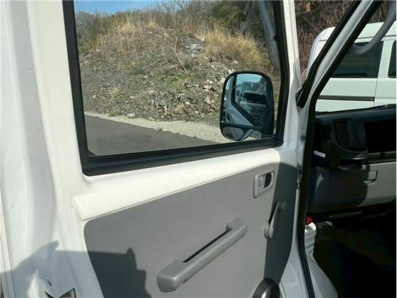 MINICAB TRUCK