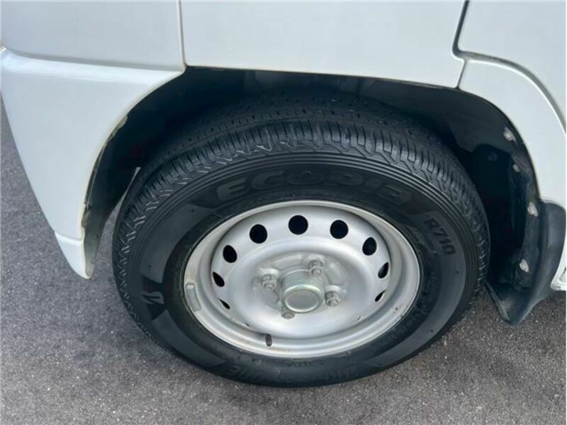 MINICAB TRUCK