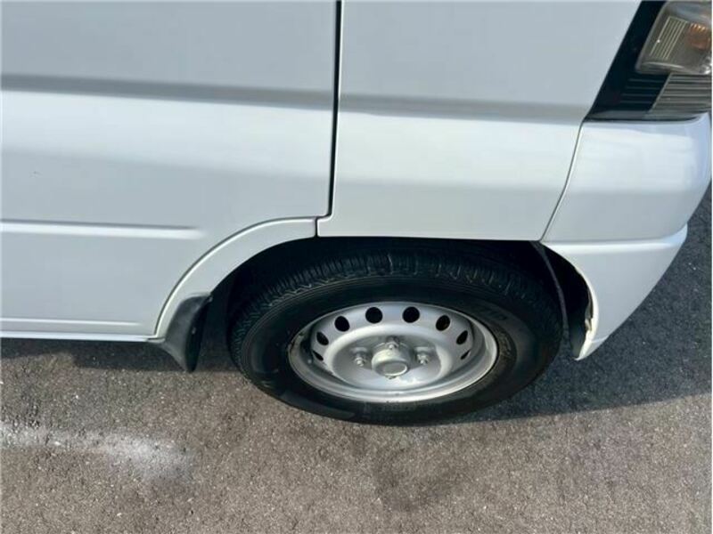 MINICAB TRUCK