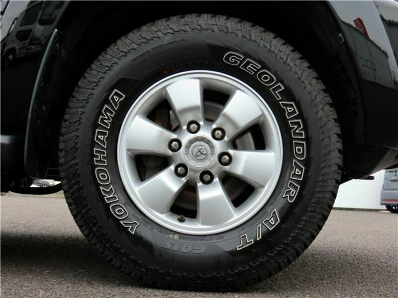 HILUX SURF