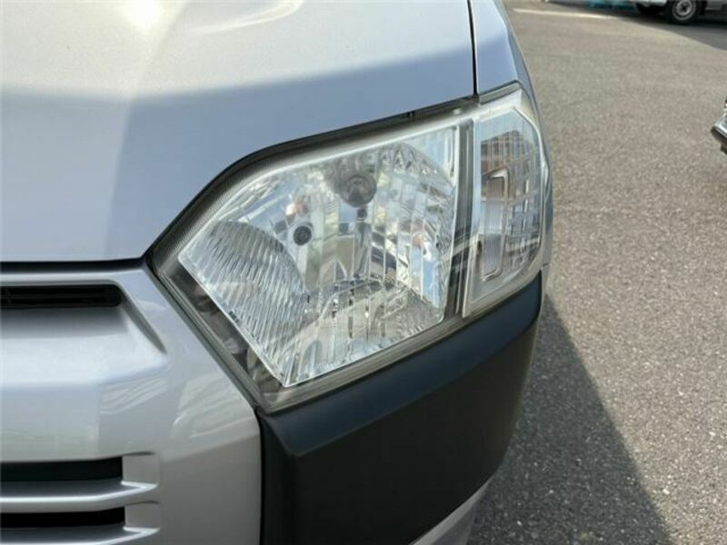 SUCCEED VAN