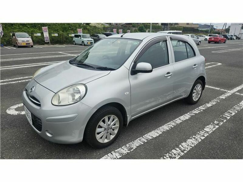 NISSAN　MARCH