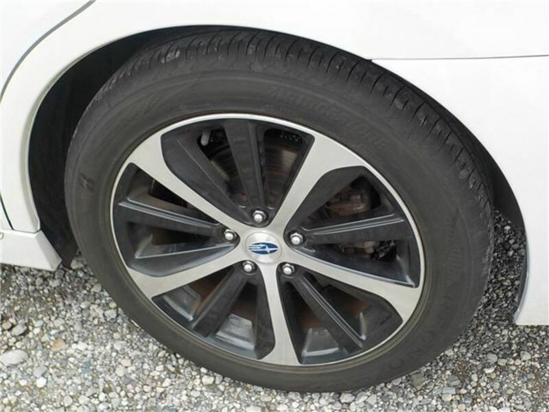 LEGACY B4