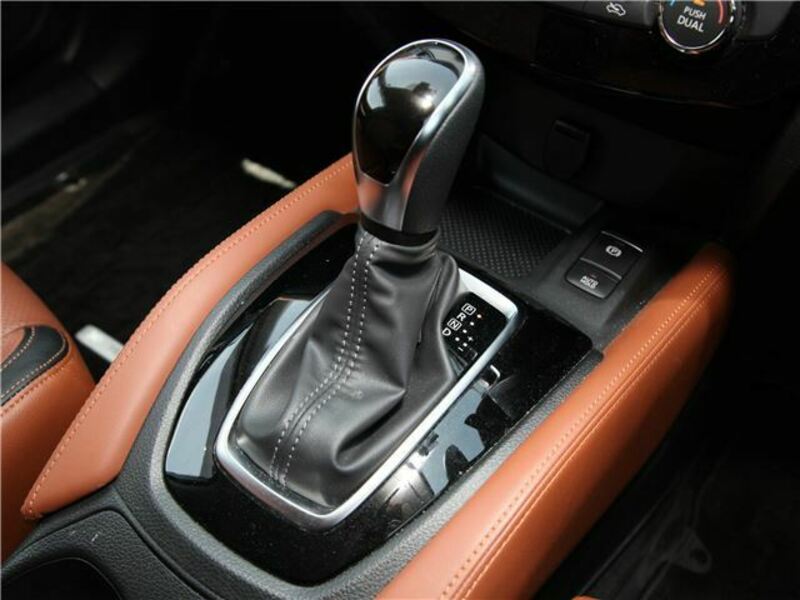 X-TRAIL-5
