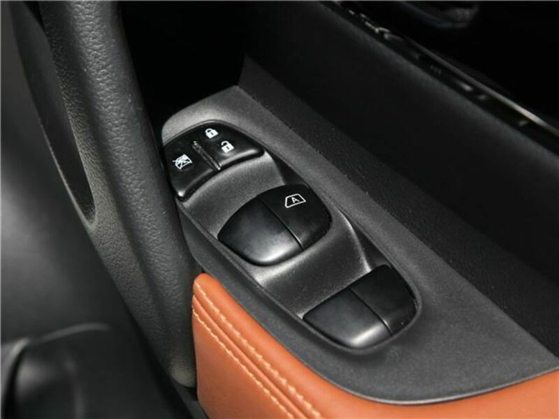 X-TRAIL-19