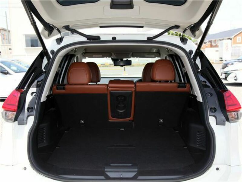 X-TRAIL-27